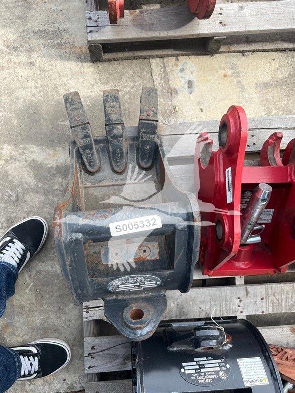 2018 Bucket, Other WOODS 10" BUCKET S005332