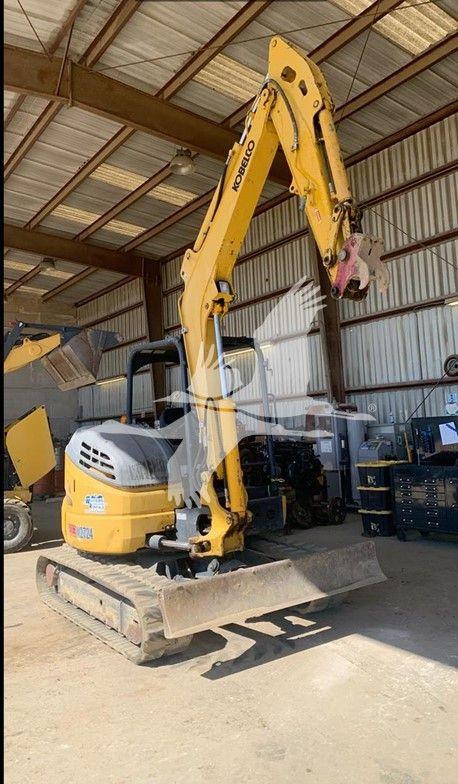 2017 KOBELCO SK55SRX-6E W002724