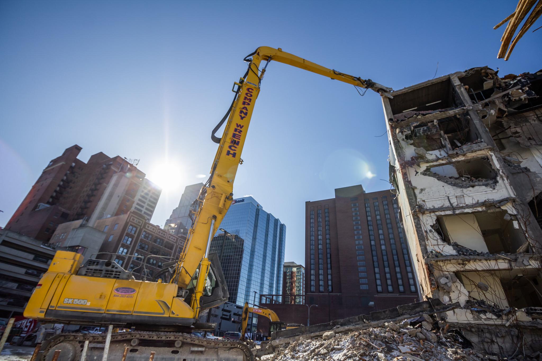 SK500LC Ultra-Heavy-Duty Excavator for Major Mining Operations