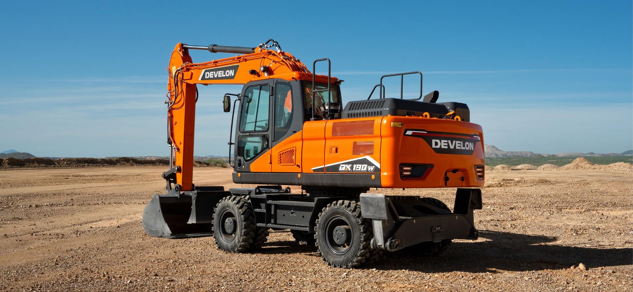 DX190W Heavy-Duty Wheeled Excavator for Urban Infrastructure