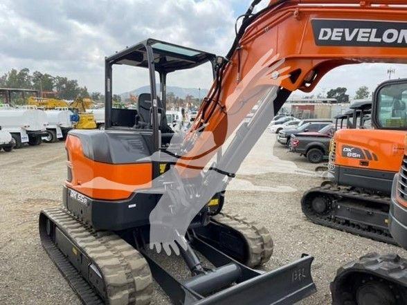 2023 DEVELON DX55R-7 S010065